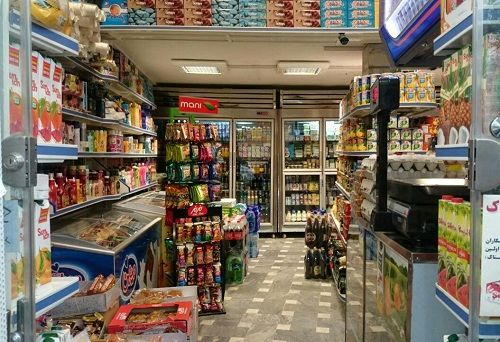 ۸۱ واحد متخلف در عرضه کالاهای اساسی قزوین پلمب شدهاند