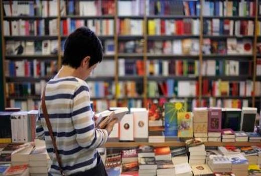  برگزاری ٥ نمایشگاه کتاب استانی در مهرماه