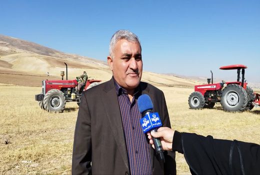 تحقق 90 درصدی تولید و فرآوری بذر گندم و جو در آذربایجان غربی /  تولید 27 هزار تن بذر گواهی شده در استان