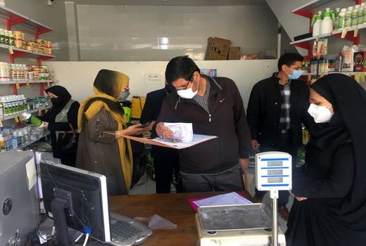 بازدید و سرکشی از فروشگاه‌های عرضه سموم در شهرستان کیار