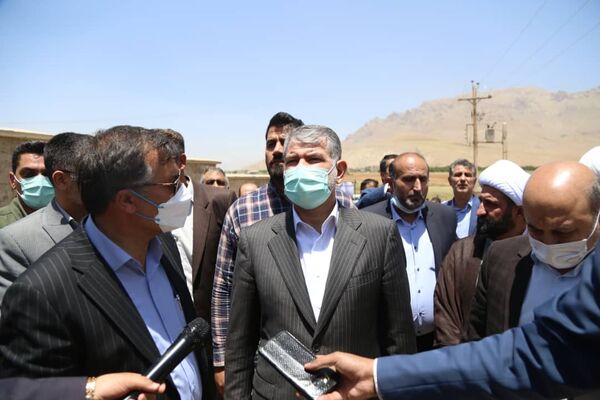 بازدید وزیر جهاد کشاورزی از مجتمع پرورش قارچ دکمه ای جونقان شهرستان فارسان 