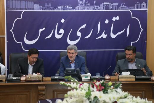 تغییر الگوی کشت در استان با جدیت بیشتری دنبال شود 