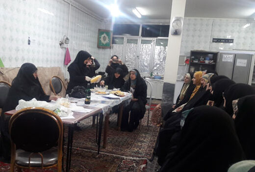 آموزش طبخ آبزیان در پایگاه های مقاومت بسیج محلات شهرستان تبریز 
