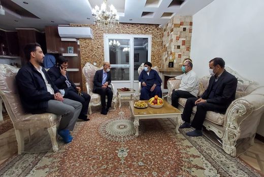 دیدار رئیس سازمان جهاد کشاورزی استان لرستان با جهادگر جانباز ۶۰ درصد جنگ تحمیلی