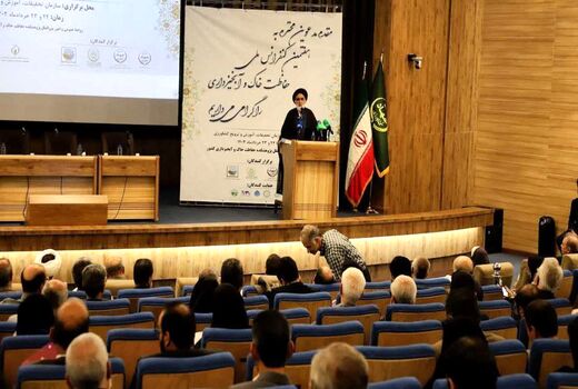 مفاهیم قرآن و حدیث راهکارهای موثری برای کاهش آسیب‌های تغییر اقلیم دارند