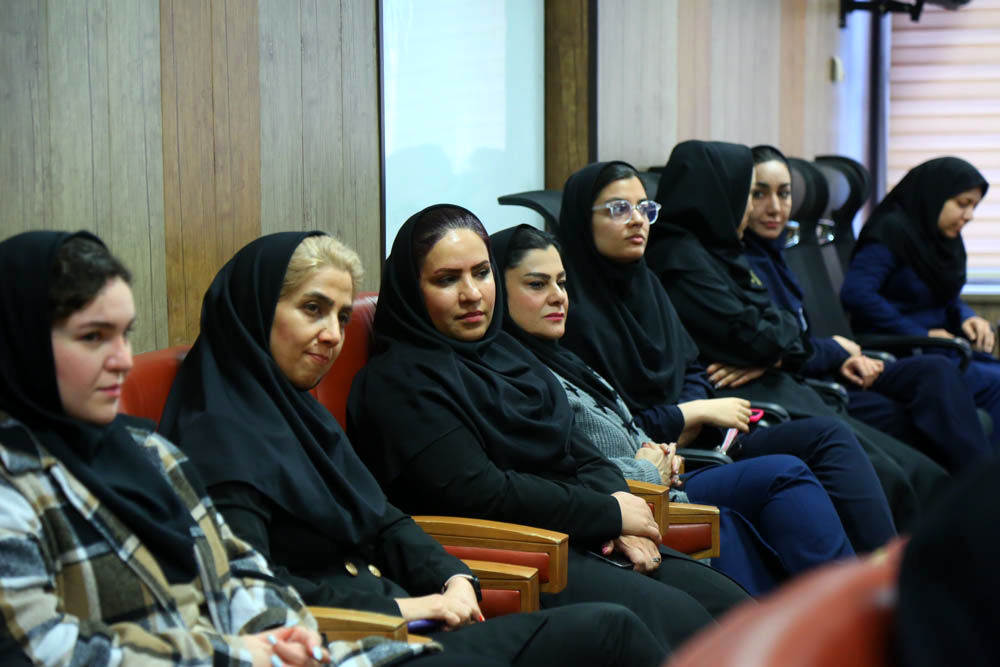 مراسم گرامیداشت روز زن در موسسه جهاد استقلال  