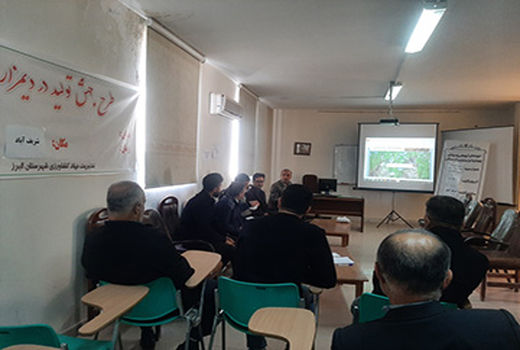 بهره برداران شهرستان البرز با کشت محصولات جدید و کم آب بر جایگزین گندم دیم آشنا شدند