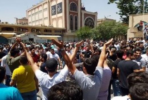 کدام جناح از شلوغی بازار سود می‌برد ؟
