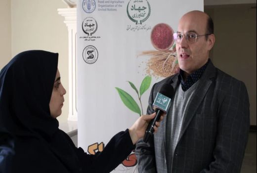 برای حفاظت خاک باید مانع حرکت خاک از اراضی بالادست به رودخانه ها، دشتها و دریاچه ها شویم