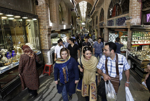 تنها افزایش 20 درصدی مزد، قدرت خرید را حفظ می‌کند