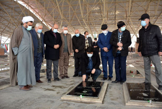 دهه فجر فرصتی دوباره برای تجدید میثاق با آرمان‌های والای امام خمینی و شهدا است