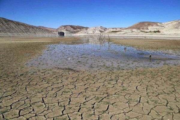 ۴۲۱ دشت کشور در وضعیت ممنوعه و بحرانی قرار دارد