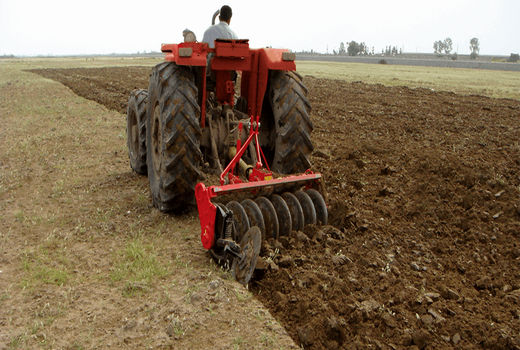 افزایش هزینه خدمات کشاورزی در سه ماهه دوم سال ٩٧