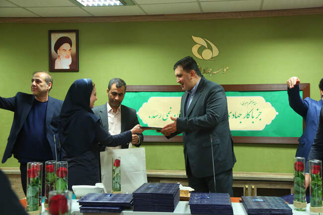 مراسم گرامیداشت روز زن در موسسه جهاد استقلال  