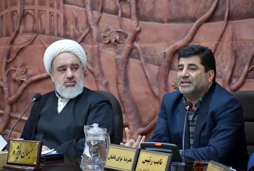 علاقه‌مند مشارکت شهرداری تبریز در حوزه گلخانه و صنایع تبدیلی هستیم