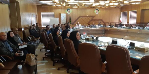نشست علمی مرکز تحقیقات و آموزش کشاورزی اصفهان در سازمان جهاد کشاورزی این استان برگزار شد
