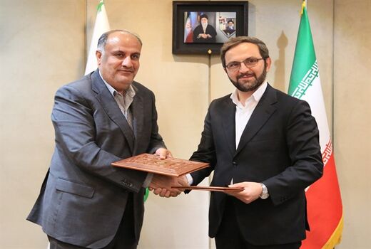 امضای تفاهم‌نامه همکاری توسط بانک کشاورزی و سازمان منطقه آزاد چابهار