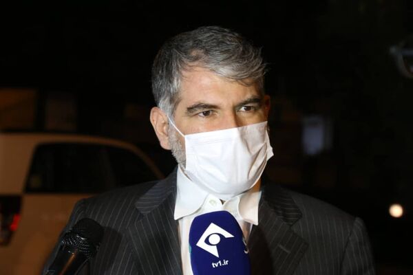 آزادسازی آرد برای مصارف صنعتی با قاچاق گسترده محصولات تولیدی آن /  قیمت نان در نانوایی‌ها هیچ تغییری نکرده است