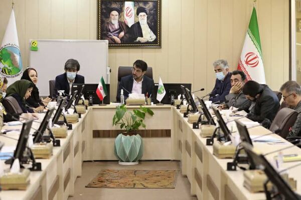 موضوع محیط زیست و منابع طبیعی باید از اصلی‌ترین مطالبات مردم باشد