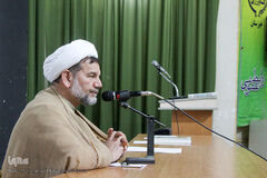 قرآن کریم مبنای اندیشه فکری و اعتقادی ما بوده و جامعه باید برای حرکت در مسیر قرآن ترغیب شود