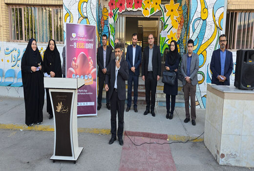 برپایی آیین  روز جهانی تخم مرغ در مدرسه فرهنگیان شهرکرد
