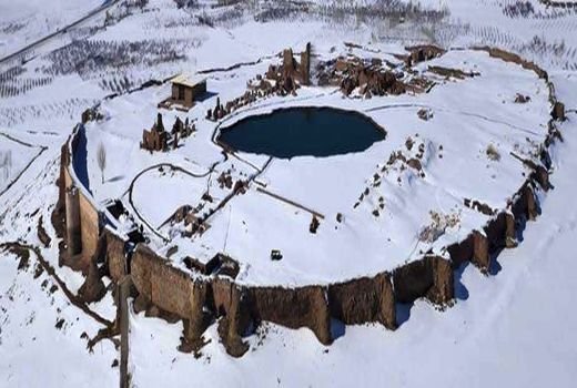 سینماحقیقت میزبان مستندی درباره یک دریاچه مرموز