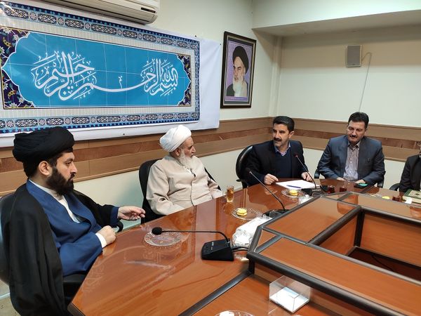 با توانمند نمودن بخش کشاورزی، می توان اقتصاد استان را شکوفا ساخت