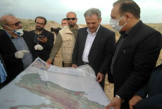 وزیر جهاد کشاورزی از سیستم های مدرن آبیاری و زهکشی در شهرستان های مهران، ایوان و دهلران بازدید کرد