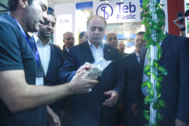  بازدید وزیر جهاد کشاورزی از سی و دمین نمایشگاه بین المللی صنایع کشاورزی 