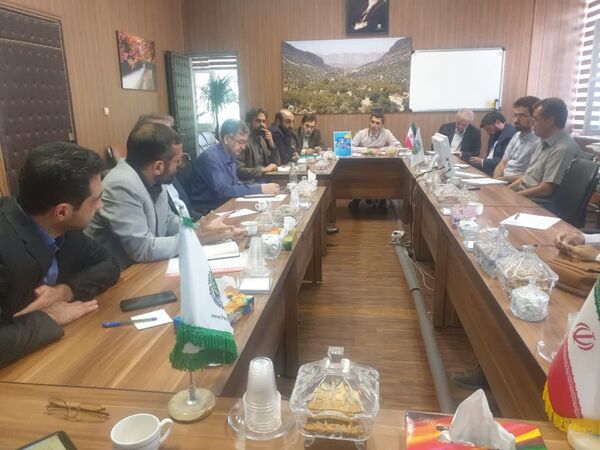 برگزاری جلسه هماهنگی سامانه پنجره واحد مدیر یت زمین