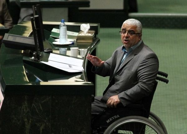 دولت روحانی تحت فشار است