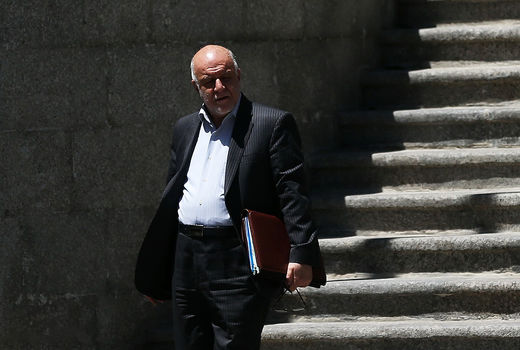 فرصت 50 روزه توتال برای ماندن در ایران