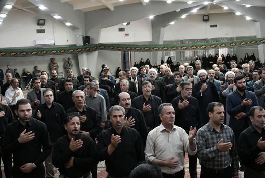 استحکام  اصول آزادگی، شرافت و ظلم ناپذیری در تاریخ با عاشورای حسینی