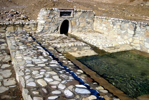 مرمت قنوات در راستای کاهش اثرات خشکسالی