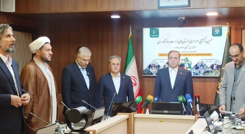 آیین بازگشایی سراسری هنرستان‌های کشاورزی با حضور وزیر جهاد کشاورزی برگزار شد
