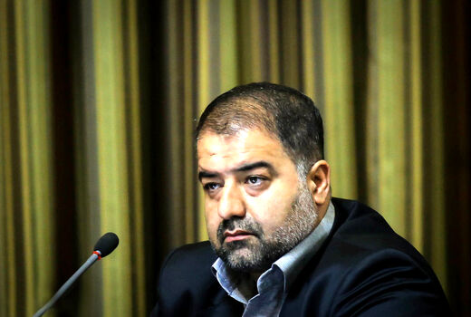 شهرداری اماکن ورزشی بیشتری در اختیار بانوان قرار دهد