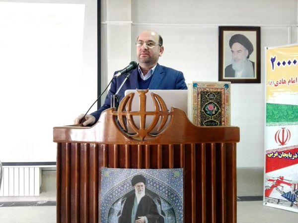 باغداری قراردادی در محصول سیب درختی آذربایجان غربی را توسعه دهیم