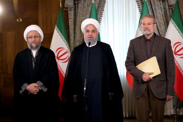 کالاهای اساسی مورد نیاز مردم تامین است