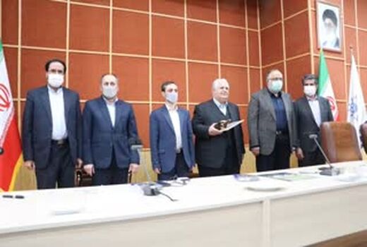 تقدیر از چهره ماندگار بخش کشاورزی استان قزوین