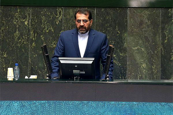 تشکیل بانک اطلاعات برای شناسایی افراد دو تابعیتی 