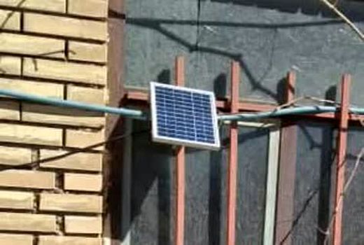 نصب و راه اندازی دستگاه دیتا لاگر در باغات سیب منطقه گندمان