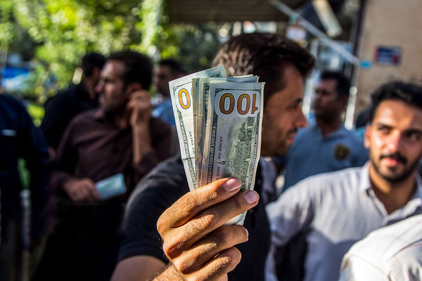 سقوط «ریال» دلیل هجوم عراقیها به مریوان است
