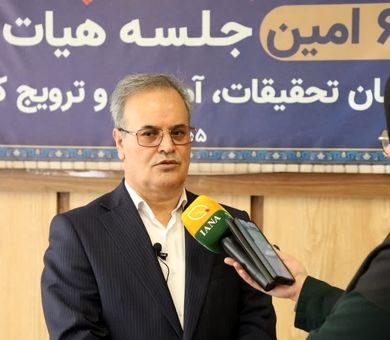 هدف‌گذاری برای ۵ هزار مزرعه الگویی و تولید ۲۵۲ مگاوات برق خورشیدی/تات در مسیر دانش‌بنیان‌سازی کشاورزی