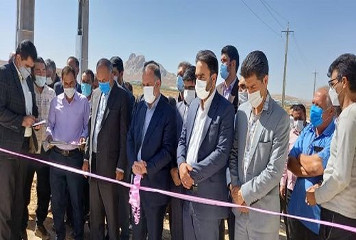 یک واحد دامپروری صنعتی درخرم بید افتتاح شد