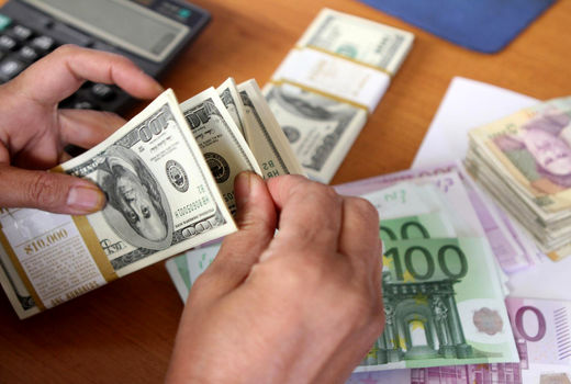 خیز دلار برای 6000 تومانی شدن 