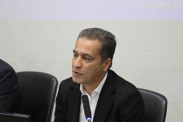مرکز تحقیقات کشاورزی فارس با رشد ۳۷ درصدی درآمد، رتبه دوم کشور را کسب کرد