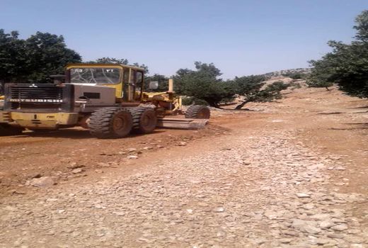 مرمت و اصلاح مسیرهای عشایر ایذه