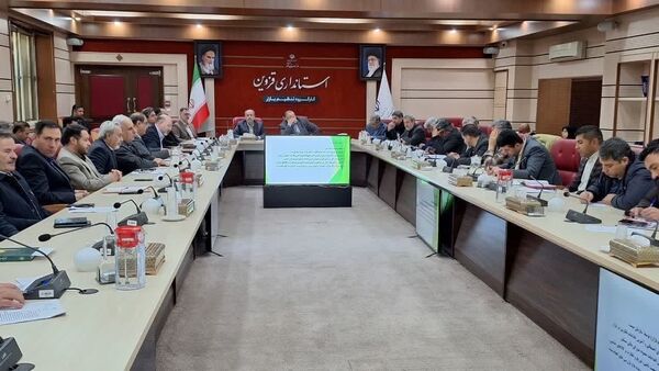 نشست  کارگروه تنظیم بازار و امنیت غذایی در استان قزوین برگزار شد 