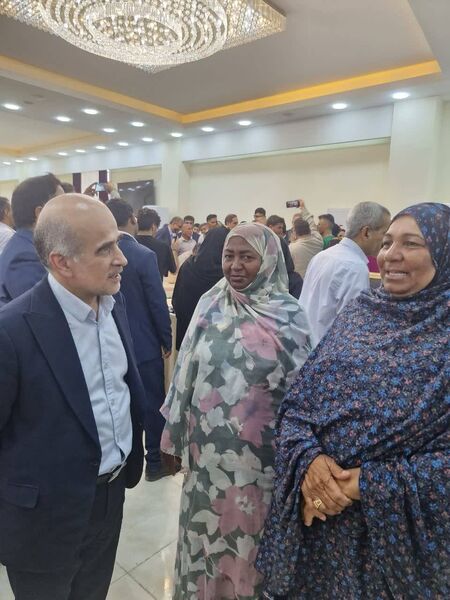 قدردانی رئیس سازمان شیلات ایران از بانوان صیاد جزیره هنگام در میدان جنگ اقتصادی