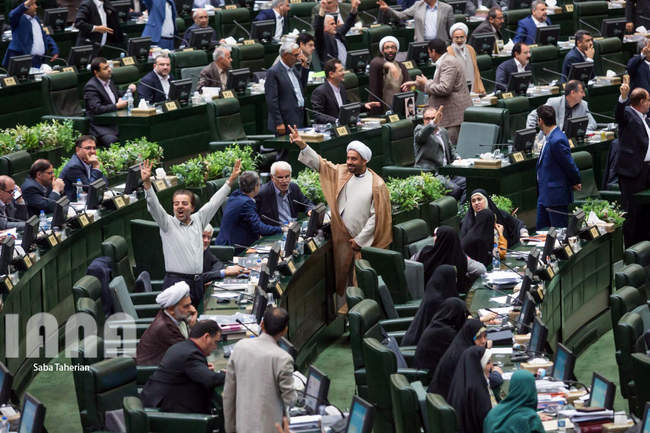 سؤال از رئیس‌جمهور در مجلس